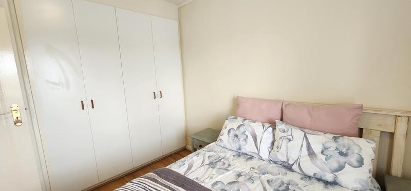 2 Bedroom Property for Sale in Milnerton Central Western Cape